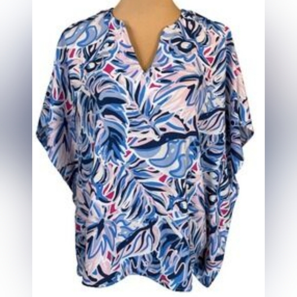 Simply Southern NWT Blue and Pink Leaf Print Blouse Size Small Oversized PTP 25 - Picture 1 of 5